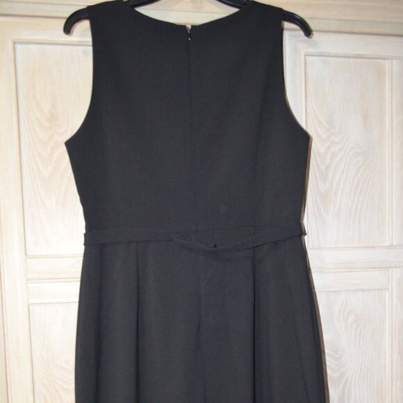 Tahari Sleeveless Sheath, Size 12, Little Black Dress, Professional Flair - NWT - Picture 7 of 12
